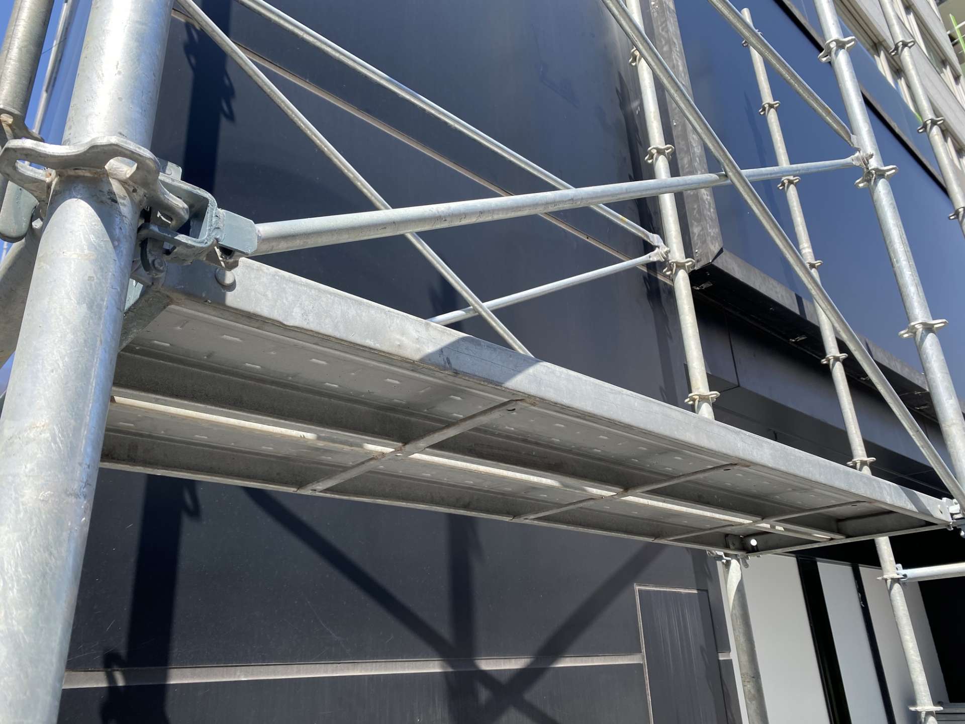 株式会社横山架設